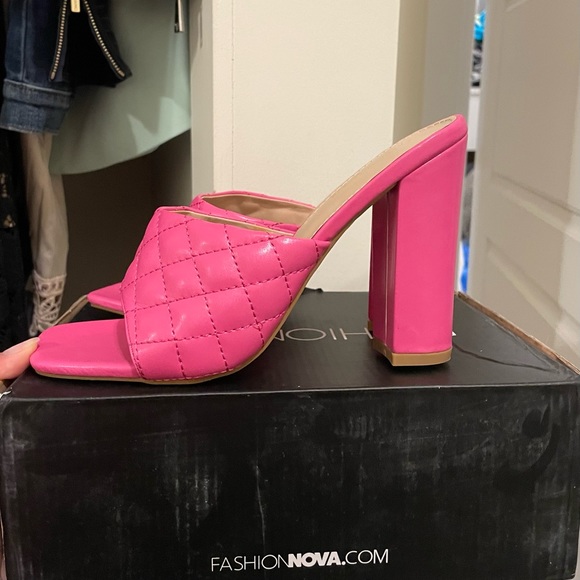 Never used - Picture 2 of 3